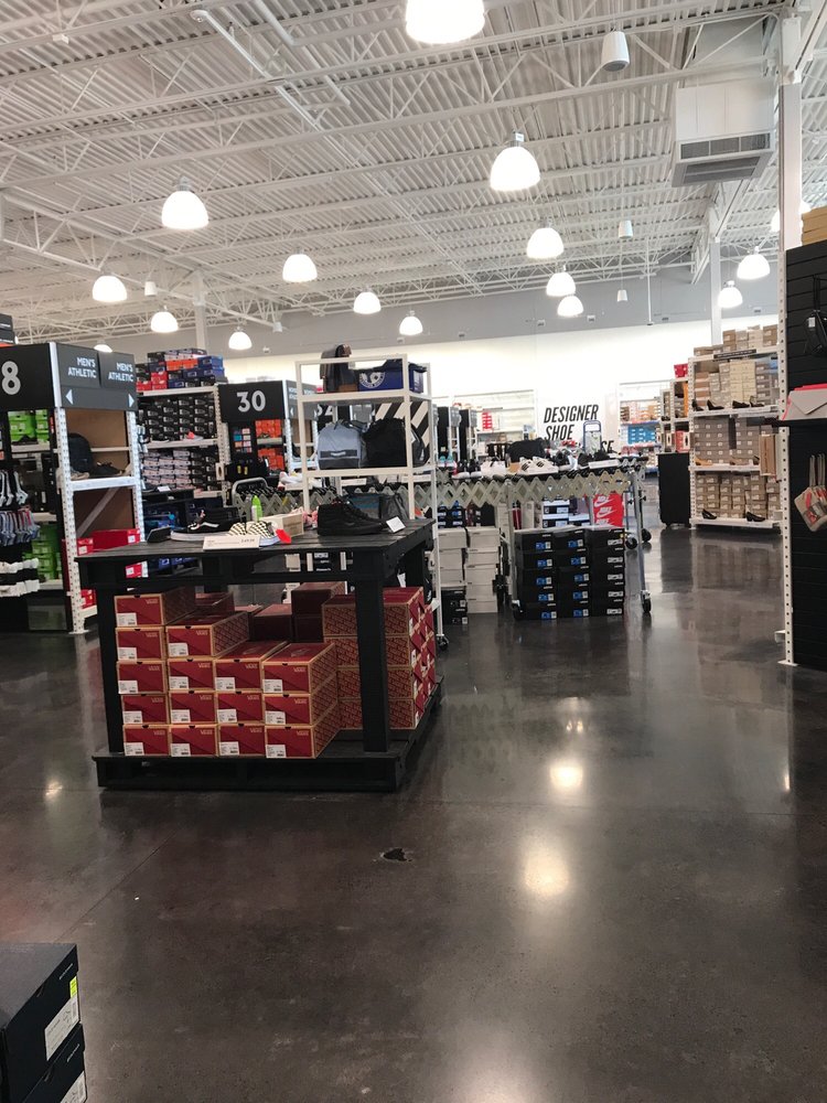 DSW DESIGNER SHOE WAREHOUSE Updated July 2024 11 Reviews 901 S