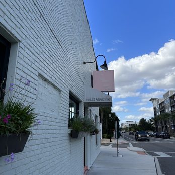 Willa’s Provisions - Outside - Breakfast & Brunch Near Me - Tampa, Florida Willa’s Provisions - Outside - Breakfast & Brunch Near Me - Tampa, Florida