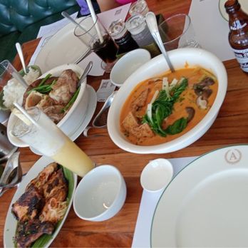 Balay Dako - We ordered Kare-kare,bulalo & chicken inasal - Filipino Near Me - Tagaytay, CAV Balay Dako - We ordered Kare-kare,bulalo & chicken inasal - Filipino Near Me - Tagaytay, CAV