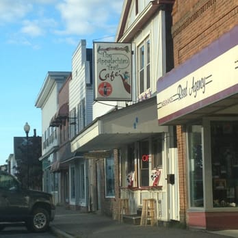 Appalachian Trail Cafe - Breakfast & Brunch Near Me - Millinocket, Maine