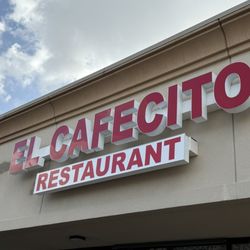 El Cafecito Restaurant - Sunday family dinner. Thanks to Lorena and Julie