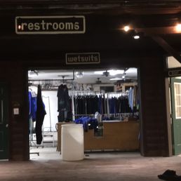 Wet suit and changing areas. Wet suit and changing areas.