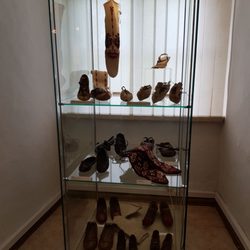 Schuhmuseum - Historische Schuhe