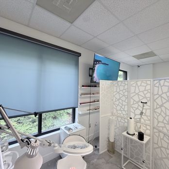 Linel Nail Salon - So clean - Nail Salons Near Me - Matthews, North Carolina Linel Nail Salon - So clean - Nail Salons Near Me - Matthews, North Carolina