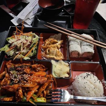 JIN Sushi- Brimhall & Allen - Spicy Chicken Bento Box - Sushi Bars Near Me - Bakersfield, California JIN Sushi- Brimhall & Allen - Spicy Chicken Bento Box - Sushi Bars Near Me - Bakersfield, California