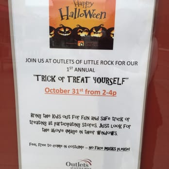 Levi’s Outlet Store - Bring the kids on Halloween - Outlet Stores Near Me - Little Rock, Arkansas Levi’s Outlet Store - Bring the kids on Halloween - Outlet Stores Near Me - Little Rock, Arkansas