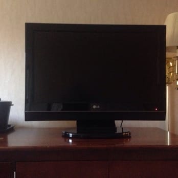 Comfort Inn - Nice tv but no remote. :'-( - Hotels Near Me - Laurinburg, North Carolina