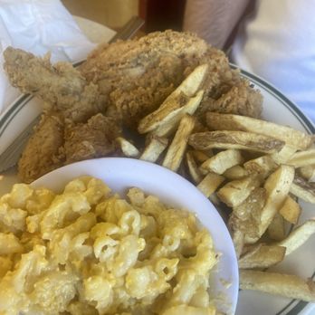 Baugher's Restaurant - Fried chicken - American Near Me - Westminster, Maryland