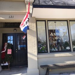Beaufort Antiques - Store front