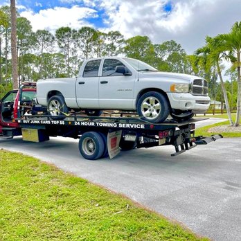 First Class Hooked Up - Towing Near Me - Riviera Beach, Florida First Class Hooked Up - Towing Near Me - Riviera Beach, Florida