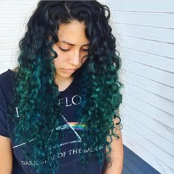 Honeycomb Hair Boutique - Curly cut, and fashion color by Taylor