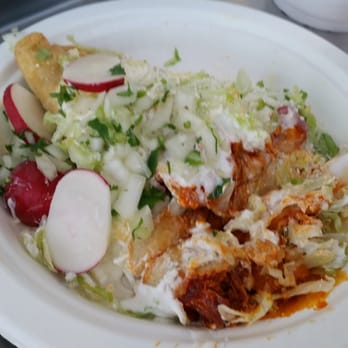 Primo's Antojitos Mexicanos - quesadilla frita chicharrón rojo - Mexican Near Me - Los Angeles, California Primo's Antojitos Mexicanos - quesadilla frita chicharrón rojo - Mexican Near Me - Los Angeles, California