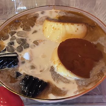 Che La Ca - Che Cafe Kem Flan - Desserts Near Me - Houston, Texas