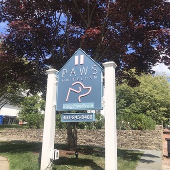 Paws on Pelham - Hotels Near Me - Newport, Rhode Island Paws on Pelham - Hotels Near Me - Newport, Rhode Island