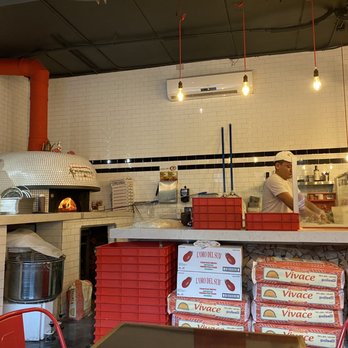 Pummarola - Midtown - Pizza Near Me - Miami, Florida