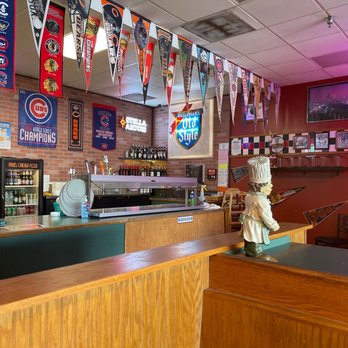 Paul's Chicago Pizza - The Best in town!!!! - Pizza Near Me - Clearwater, Florida