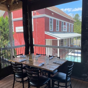 Foundry Kitchen and Tavern - New American Near Me - Sandy Hook, Connecticut