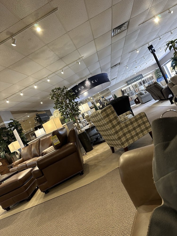 Colony House Furniture and Bedding