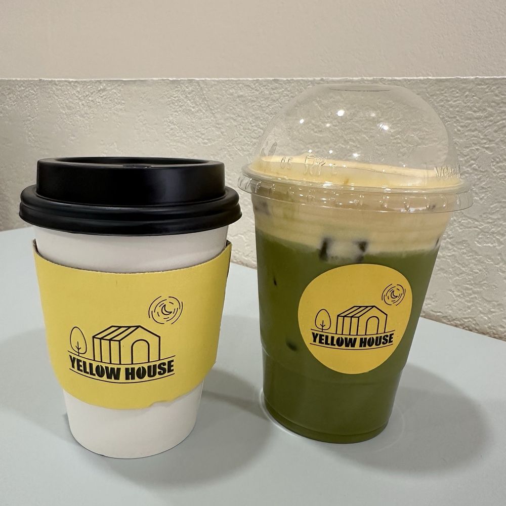 Yellow House Cafe - Horchata Latte and Matcha Creme Brulee - Cafes Near Me - Northridge, California Yellow House Cafe - Horchata Latte and Matcha Creme Brulee - Cafes Near Me - Northridge, California