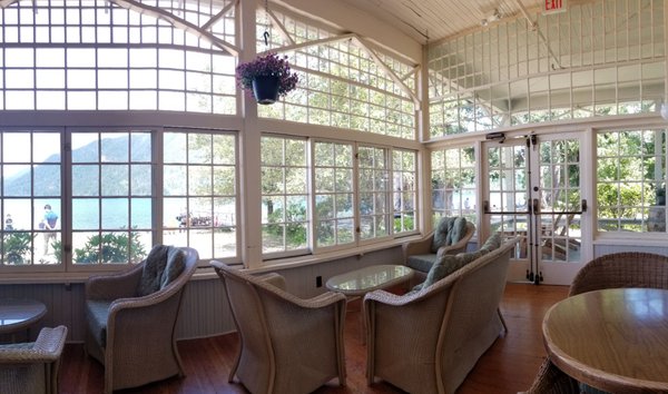 Lake Crescent Lodge by null