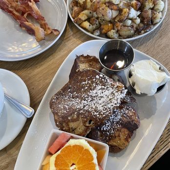 Cafe Dantorels - Bacon. Potatoes , French toast - Cafes Near Me - Sacramento, California Cafe Dantorels - Bacon. Potatoes , French toast - Cafes Near Me - Sacramento, California