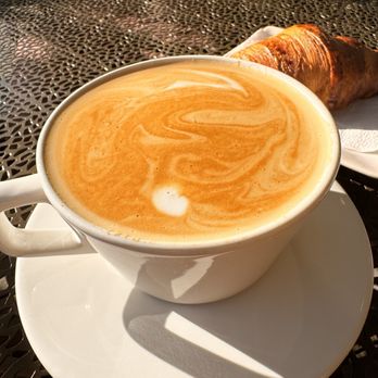 Marvel Cake - Flat White - Custom Cakes Near Me - Palo Alto, California