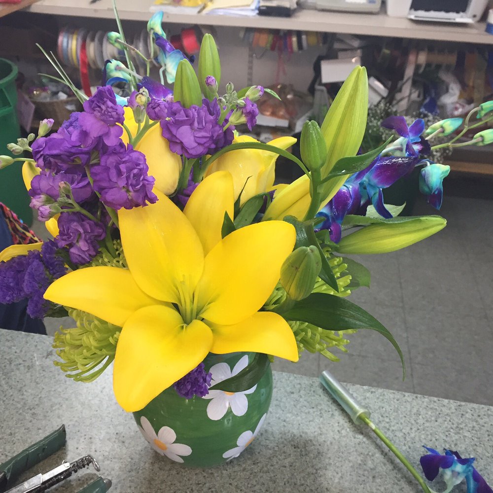 Sam's Flowers - Amazing job! Very satisfying. - Florists Near Me - Cherry Hill, New Jersey