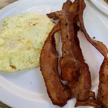 Eggs 'n Things Ko Olina - Bacon and eggs - American Near Me - Kapolei, Hawaii Eggs 'n Things Ko Olina - Bacon and eggs - American Near Me - Kapolei, Hawaii