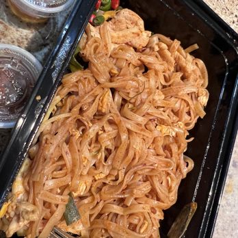 Sutha Thai Kitchen - Thai Near Me - Tustin, California