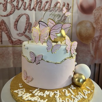 C'est Si Bon Bakery - Custom cake design - Bakeries Near Me - San Jose, California