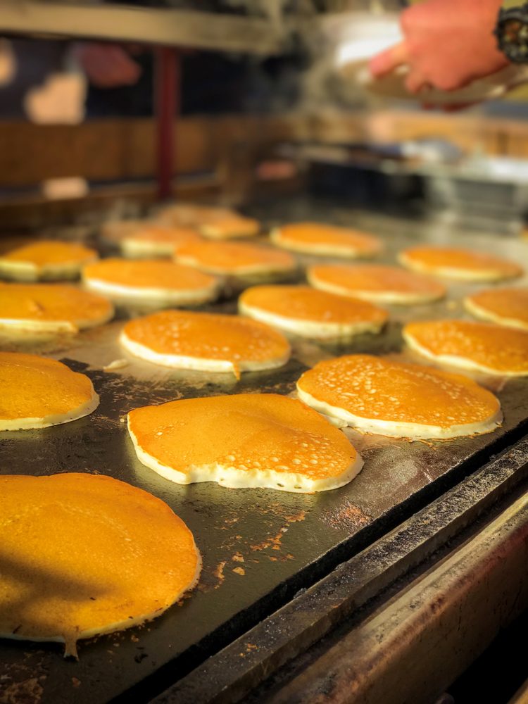Flippin' Flapjacks Logo