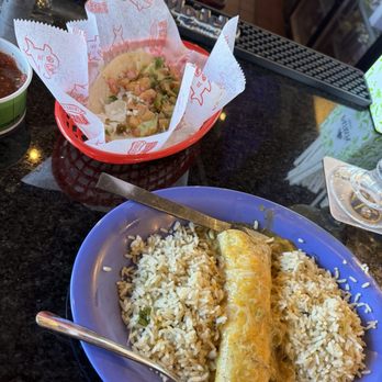 Fuzzy's Taco Shop - Combo Plate - Mexican Near Me - Aurora, Colorado