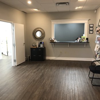 Greer Plastic Surgery - Greer Plastic Surgery Waiting Room - Laser Hair Removal Near Me - Mentor, Ohio