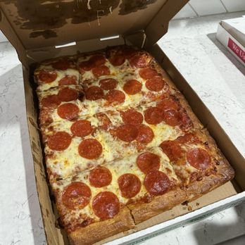 Buscemi's - Pizza - Sandwiches Near Me - Shelby Township, Michigan Buscemi's - Pizza - Sandwiches Near Me - Shelby Township, Michigan