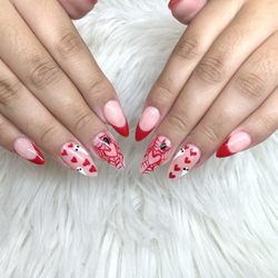 Lush Nail Lounge - _Lien_