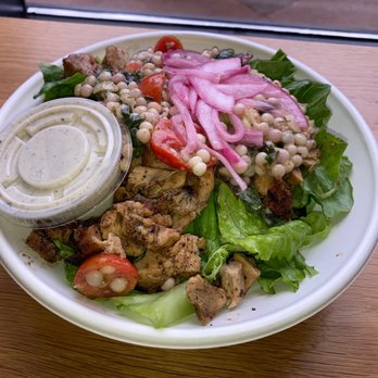 gusto! Avalon - Taziki chicken bowl - New American Near Me - Alpharetta, Georgia gusto! Avalon - Taziki chicken bowl - New American Near Me - Alpharetta, Georgia