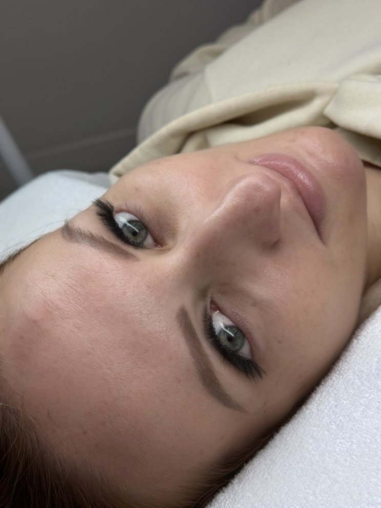 BEAUTY WORKS Request an Appointment 17165 Ventura Blvd, San