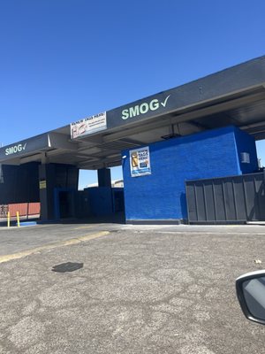 Smog Hut
