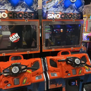 Chuck E. Cheese - Some poor kids waited a while to play this and it seemed it was taking credits while not working. - Pizza Near Me - Ventura, California Chuck E. Cheese - Some poor kids waited a while to play this and it seemed it was taking credits while not working. - Pizza Near Me - Ventura, California