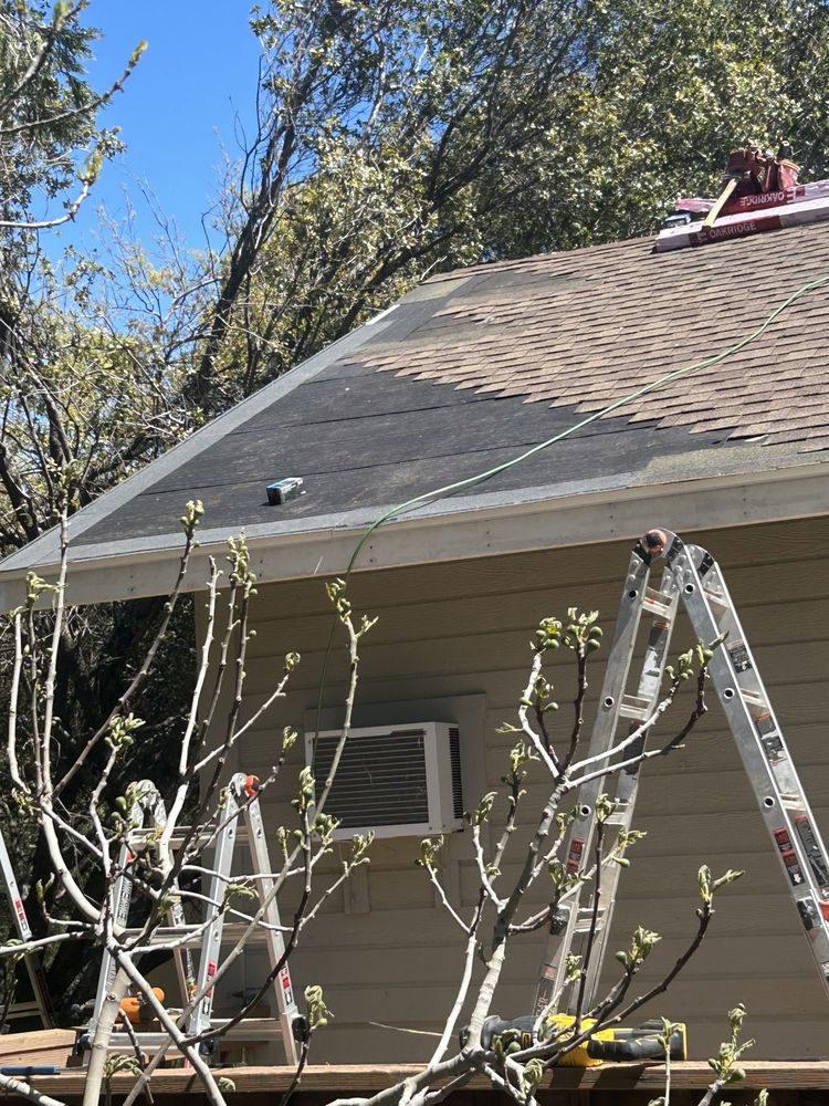 Slide of Chuckies Handyman Service