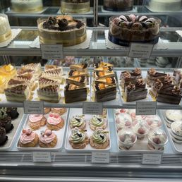 Delicious dessert options Delicious dessert options