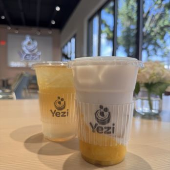 Yezi Coconut Dessert - Jasmine Coconut Refresher & Mango Coconut Milk - Desserts Near Me - Duluth, Georgia
