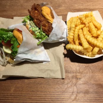 Shake Shack El Segundo - Burgers Near Me - El Segundo, California