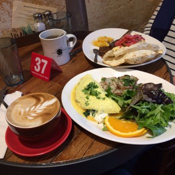 Sunflower Caffe - Omelette, latte, tea, and huevos rancheros - Coffee & Tea Near Me - Sonoma, California