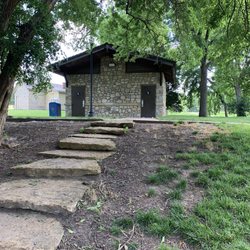Garrett Park - Restrooms