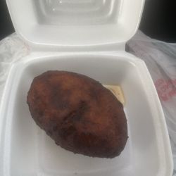 Maria's Food Truck - Yucca and beef pastel