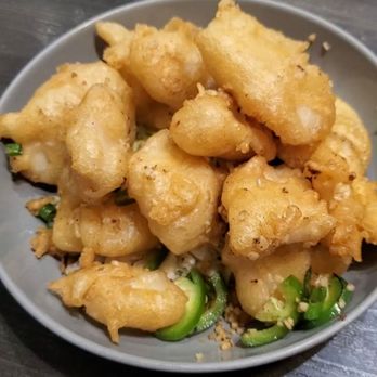 Yi Xin Cafe - Salt & pepper fish fillet - Hong Kong Style Cafe Near Me - Honolulu, Hawaii Yi Xin Cafe - Salt & pepper fish fillet - Hong Kong Style Cafe Near Me - Honolulu, Hawaii