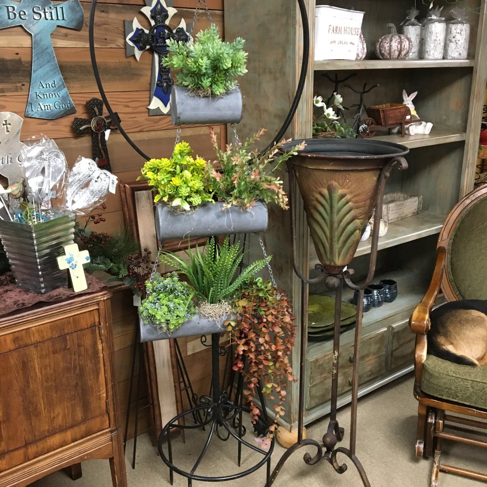 Akard Florist - Galvanized hanger - Florists Near Me - Woodward, Oklahoma