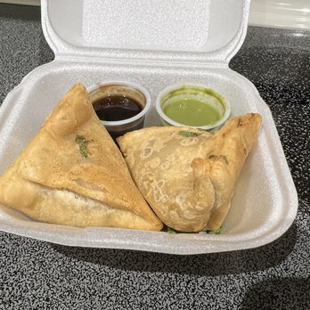 Spice Grill Indian Cuisine - Samosas $6 - Indian Near Me - Jacksonville, Florida Spice Grill Indian Cuisine - Samosas $6 - Indian Near Me - Jacksonville, Florida