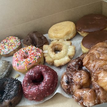 Grannys Donuts & Bakery - Yum yum! Support local! - Bakeries Near Me - High Point, North Carolina Grannys Donuts & Bakery - Yum yum! Support local! - Bakeries Near Me - High Point, North Carolina